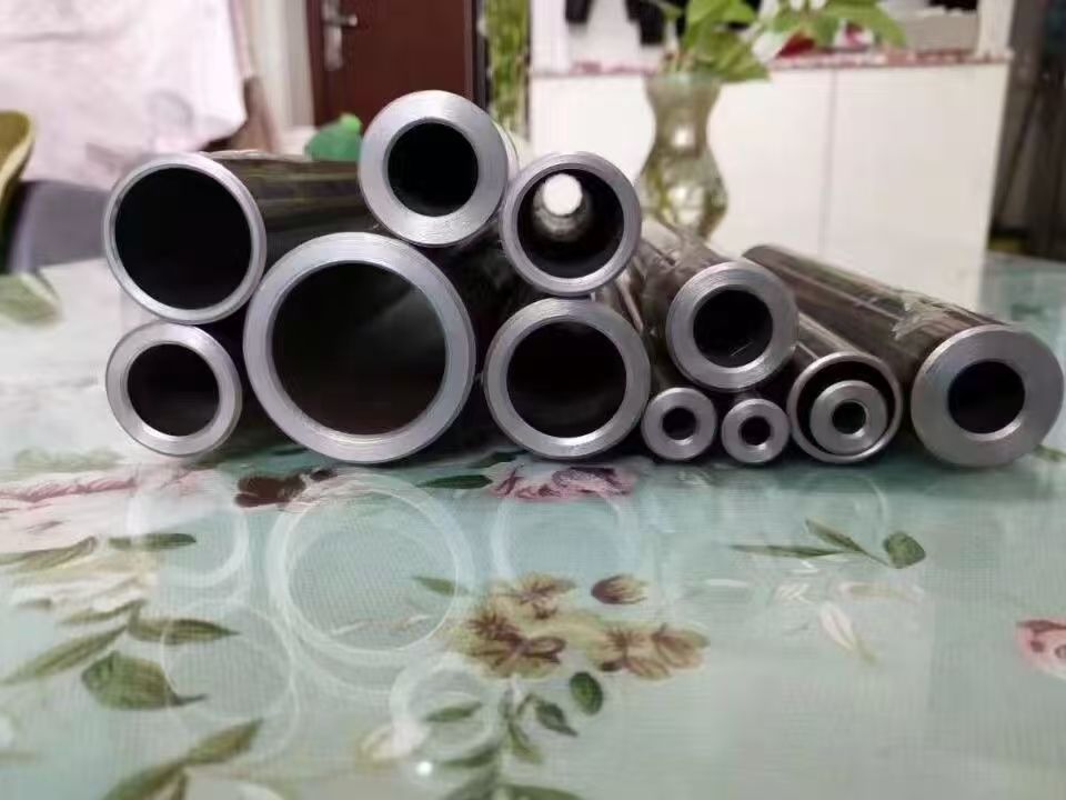 精密wm完美体育无缝钢管样品展示